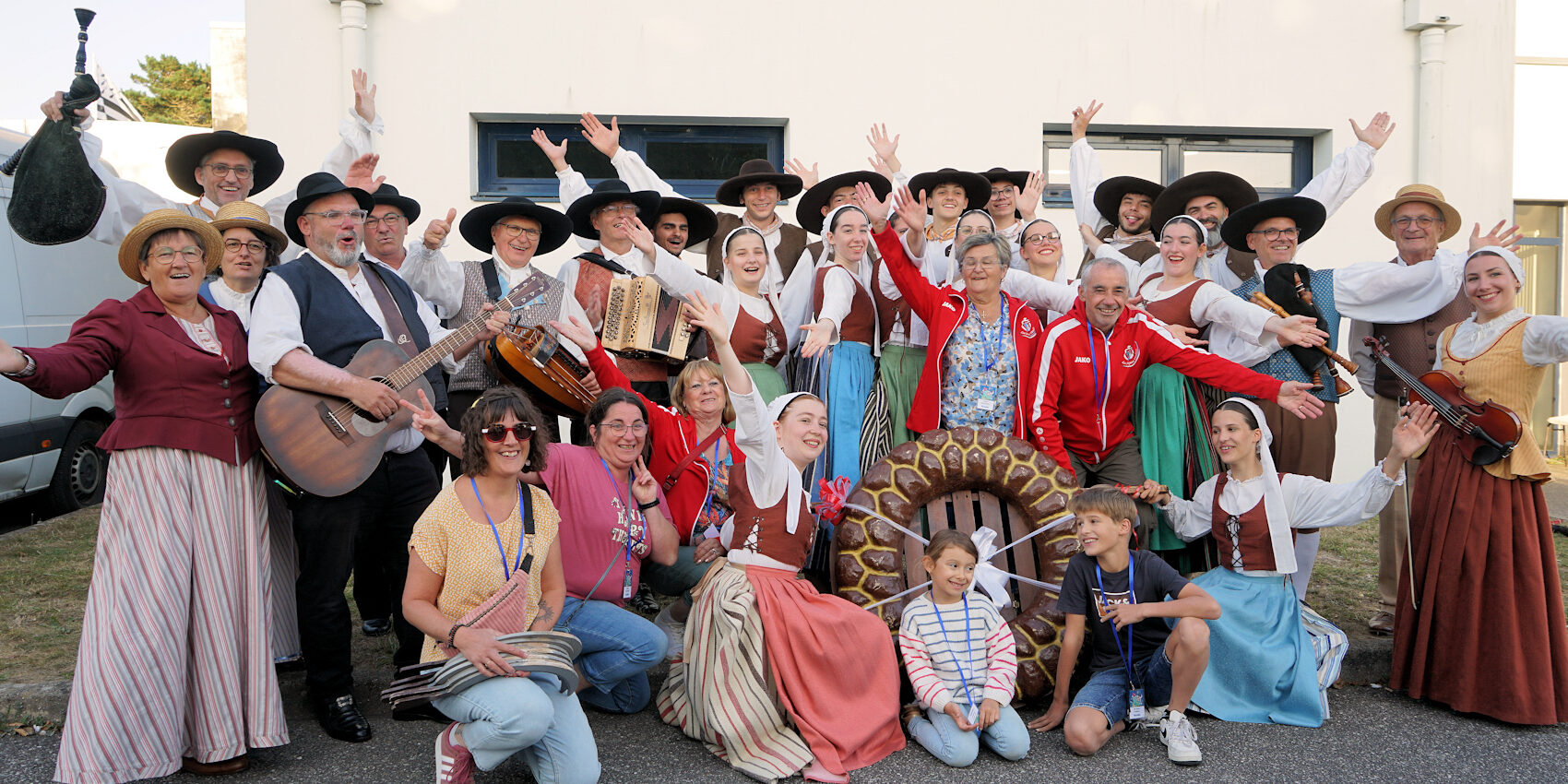 joyeux-vendéens-37-festi–plozevet